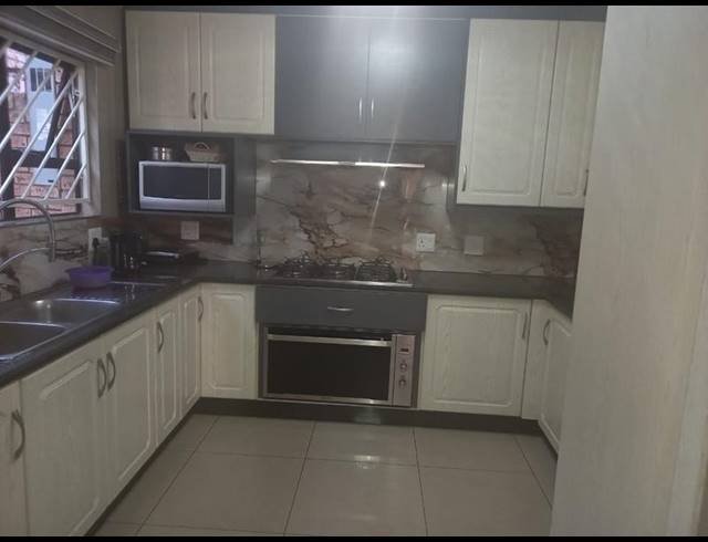 4 BEDROOM DUPLEX FOR SALE IN LAUDIUM